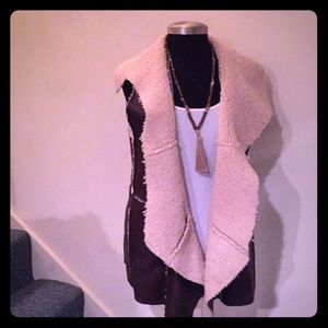 ❌SOLD LOCALLY❌ hot & Delicious faux leather vest